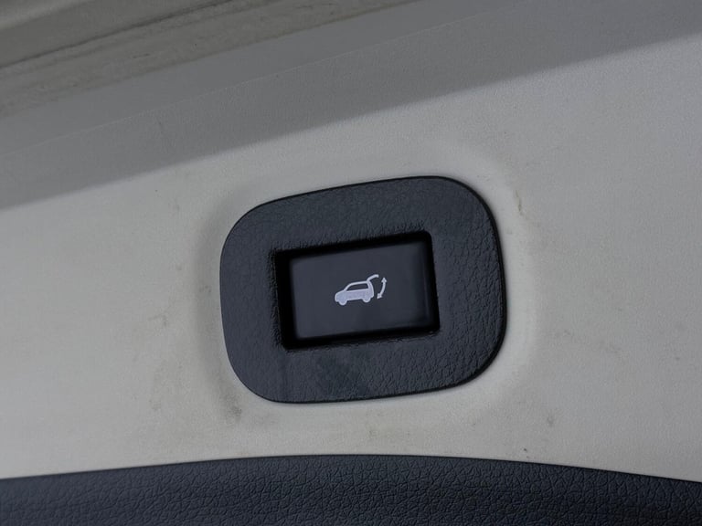 2017 Nissan X-Trail 1.6 dCi N-Vision XTRON Euro 6 (s/s) 5dr ESTATE Diesel Automatic