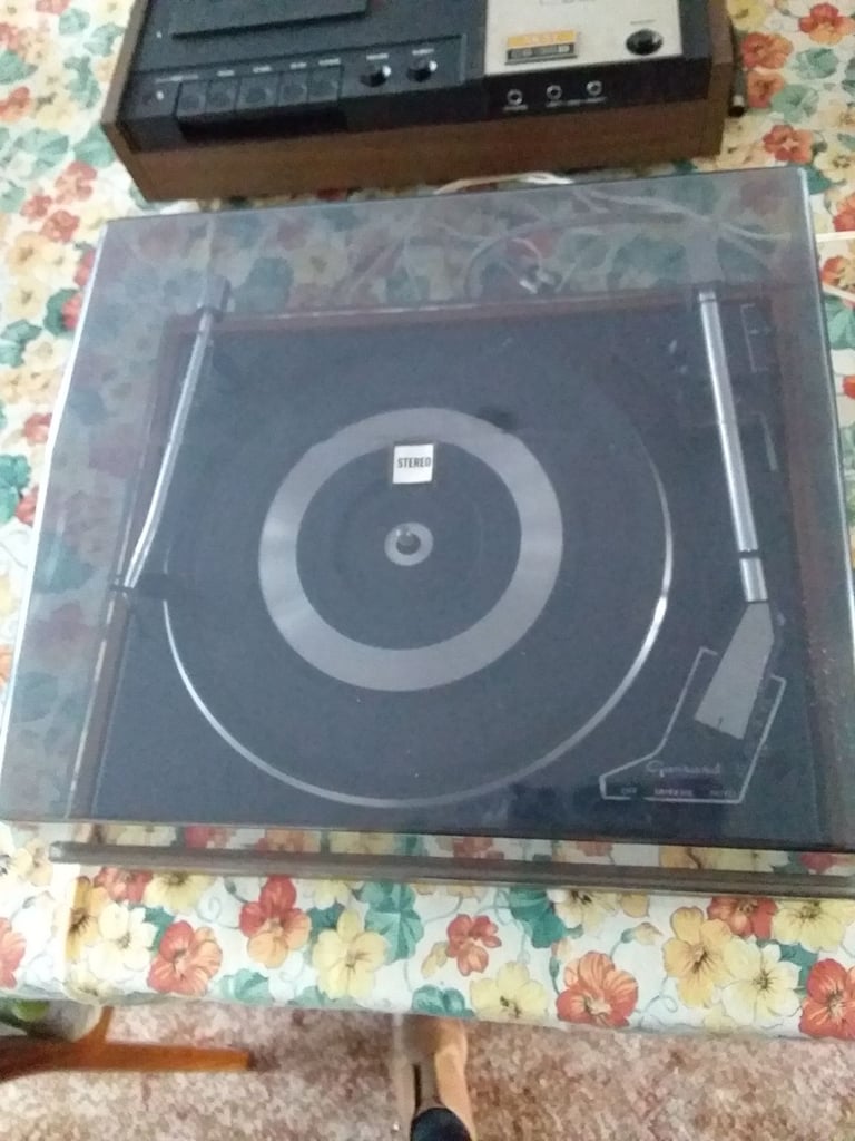 Vintage Hi Fi Garrard Model SP25 MK111 turntable and Separates and Speakers
