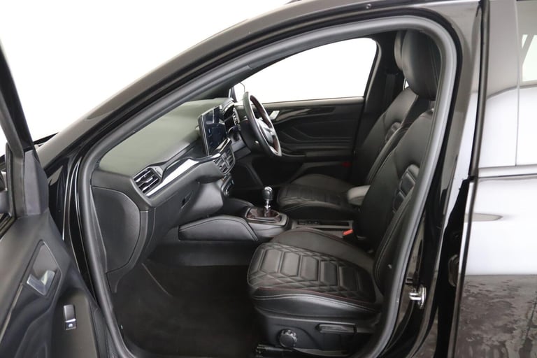2022 Ford Focus 1.0T EcoBoost ST-Line Vignale Euro 6 (s/s) 5dr ESTATE Petrol Manual