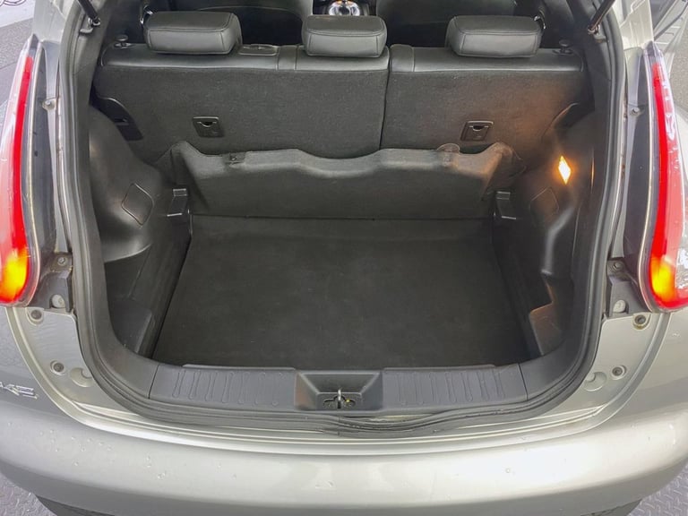 2017 Nissan Juke 1.2 DIG-T Tekna SUV 5dr Petrol Manual Euro 6 (s/s) (115 ps) HATCHBACK Petrol Manual