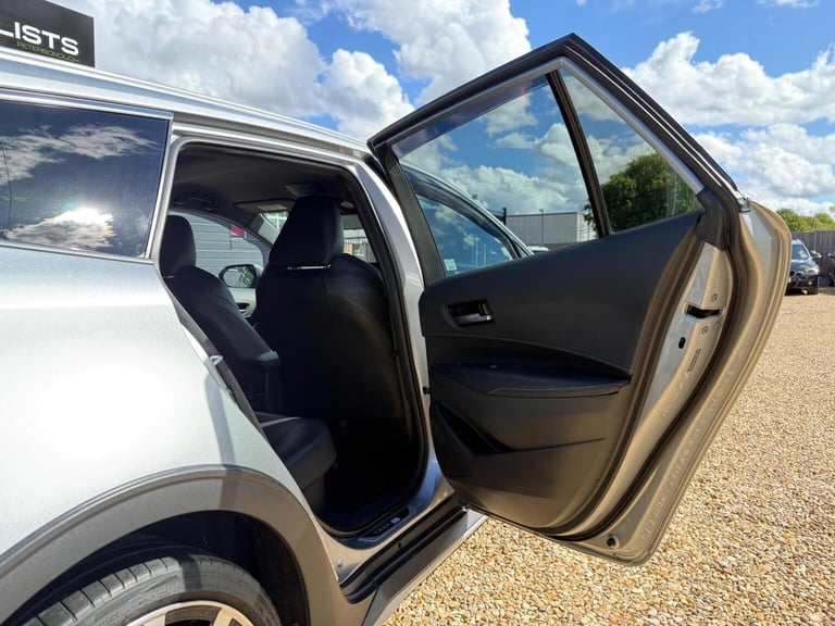 TOYOTA COROLLA 2.0 VVT-h Trek Touring Sports CVT Euro 6 (s/s) 5dr 2022