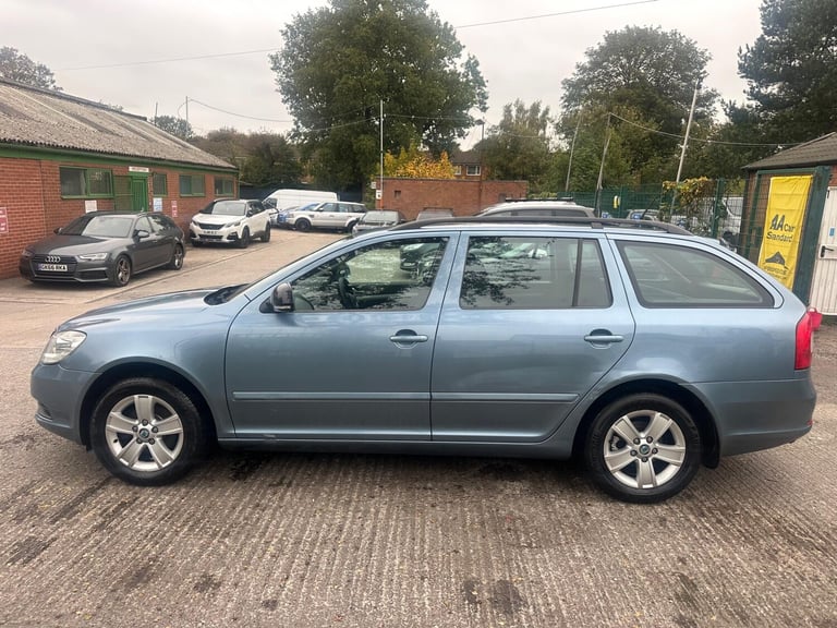 2011 Skoda Octavia 1.6 MPI SE Euro 5 5dr ESTATE Petrol Manual