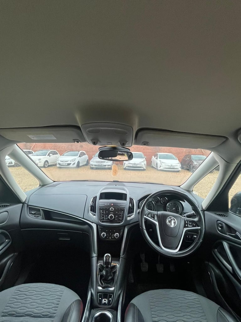 2013 Vauxhall Zafira Tourer 1.4T 16V SE Euro 5 5dr MPV Petrol Manual