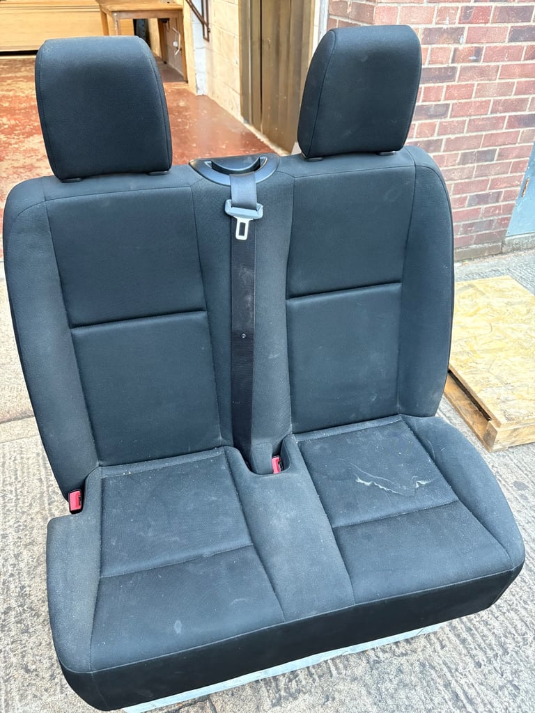 Mercedes sprinter W907 double seat & base