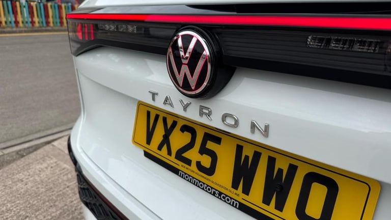 2025 Volkswagen Touran 1.5 eTSI (150ps) R-Line DSG Automatic Estate Hybrid Automatic