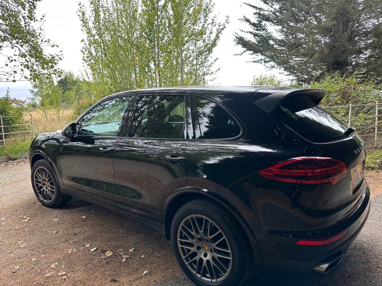 2016 Porsche Cayenne Platinum Edition Diesel 5dr Tiptronic S ESTATE Diesel Automatic