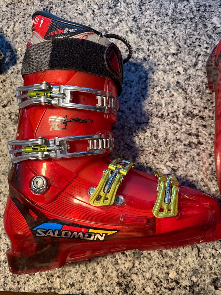 Men’s Ski Boots