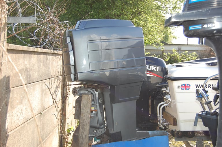 Mariner 150hp outboard engine with controls power tilt/trim