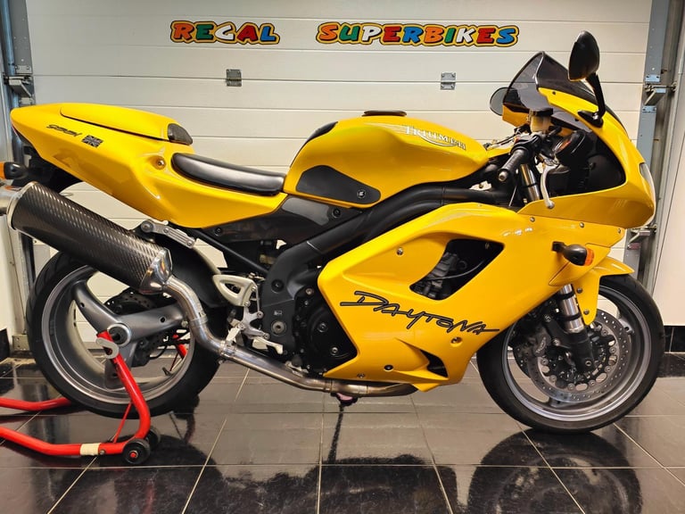 triumph daytona 955i for sale