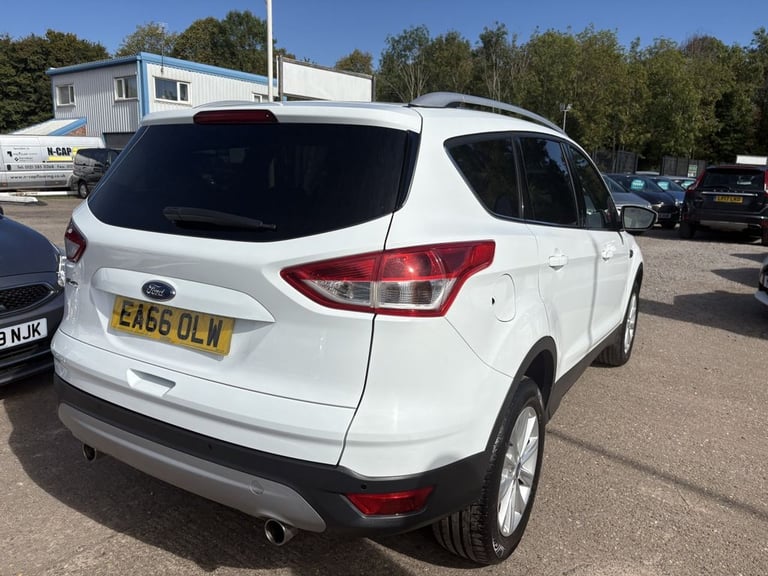 2016 Ford Kuga 2.0 TDCi Titanium SUV 5dr Diesel Manual 2WD Euro 6 (s/s) (150 ps) HATCHBACK Diesel...
