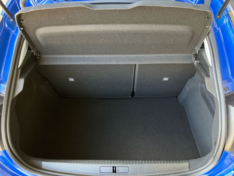 2024 Vauxhall Corsa 100kW Design 50kWh 5dr Auto Hatchback Electric Automatic