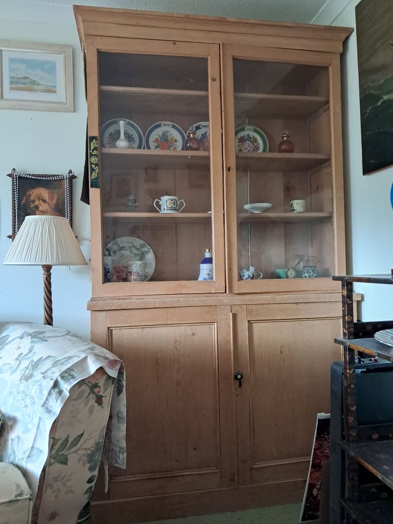 2 piece kitchen dresser