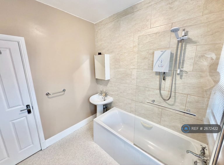 2 bedroom house in Jones Street, Salford, M6 (2 bed) (#2672422)
