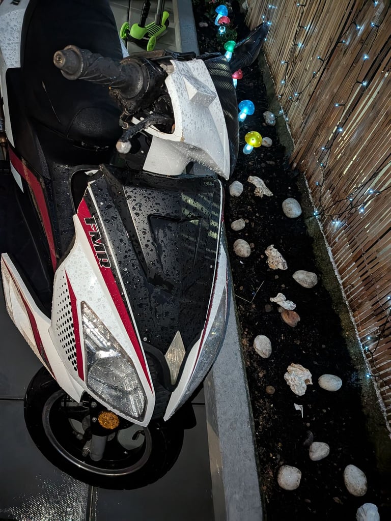 Lexmoto, FMR, 2016, 50 (cc)