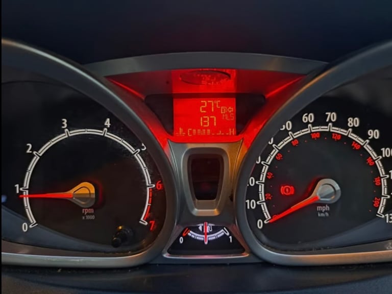 Ford, FIESTA, Hatchback, 2012, Manual, 1242 (cc), 3 doors