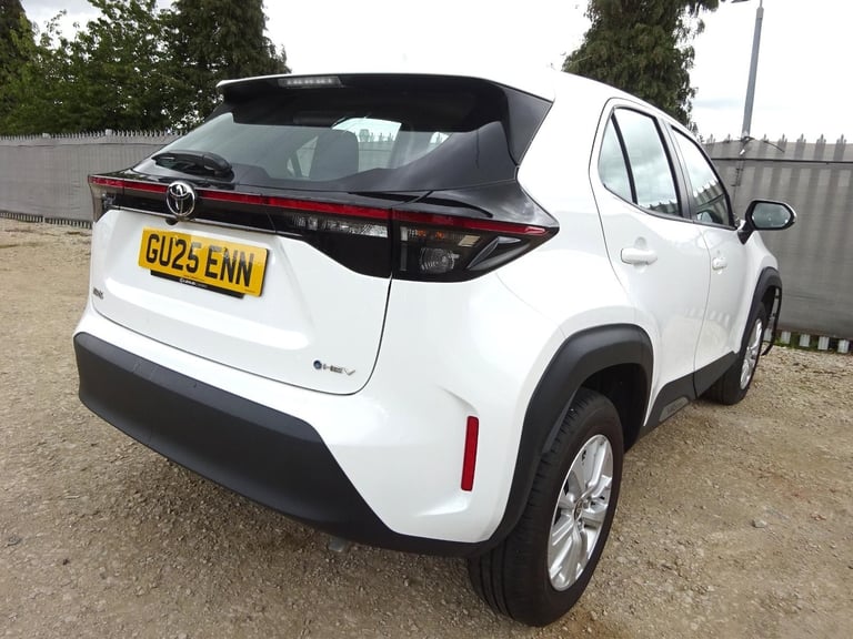 2025 25 REG TOYOTA YARIS CROSS ICON HYBRID AUTO DAMAGED REPAIRABLE SALVAGE