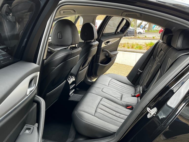 2021 BMW 5 Series 2.0 520d MHT SE Saloon 