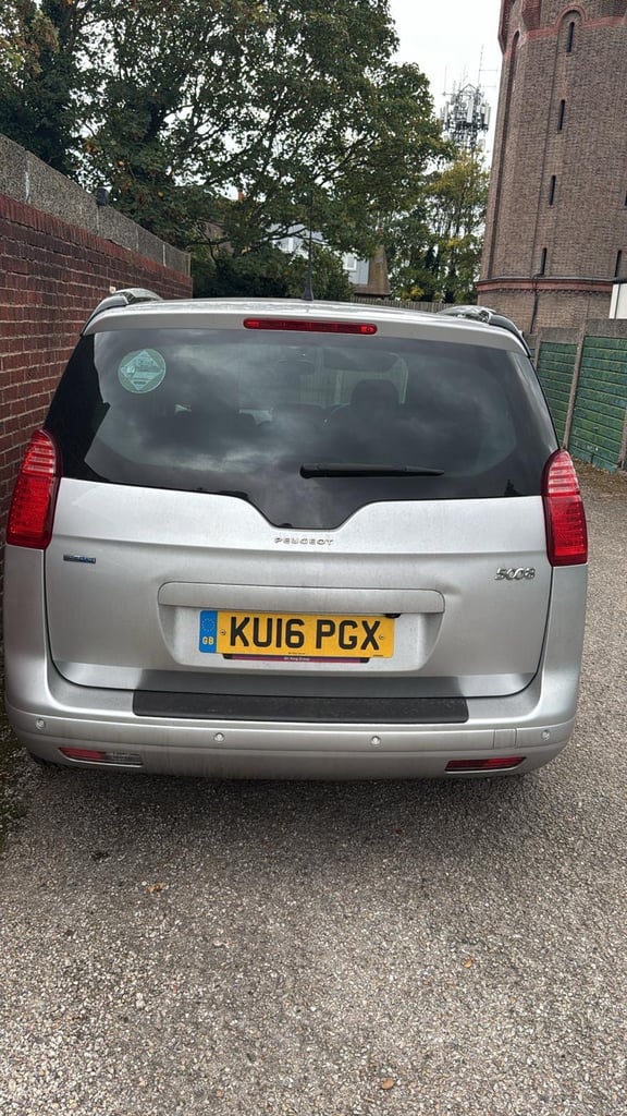 Peugeot, 5008, MPV, 2016, Semi-Auto, 1560 (cc), 5 doors