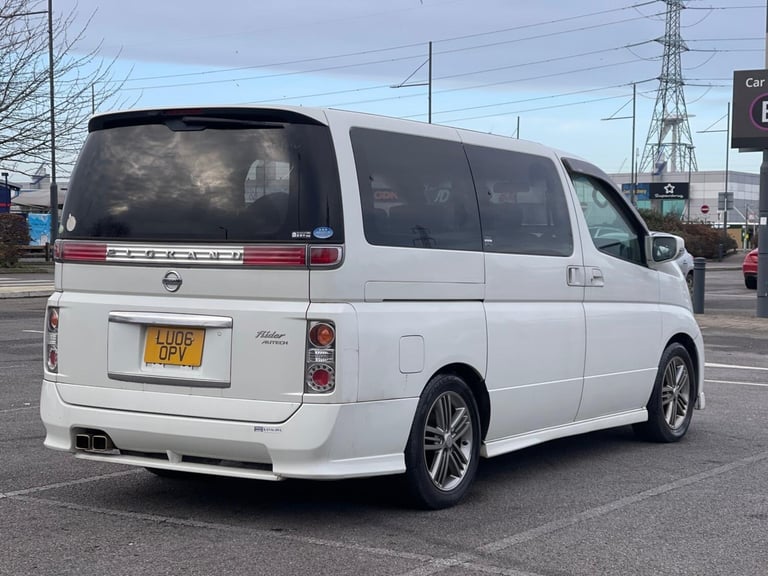 2006 NISSAN ELGRAND E51 AUTO