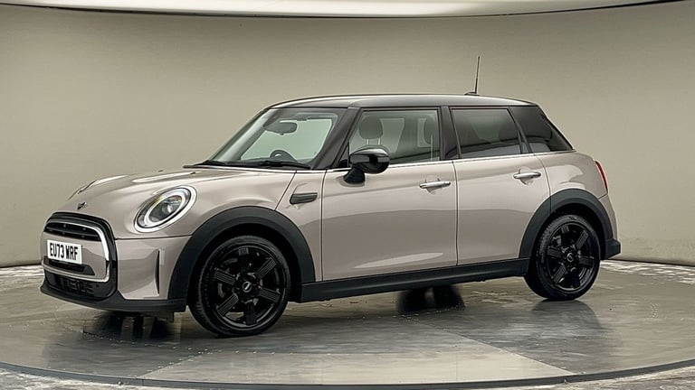 2024 MINI Hatch 5-Door Hatch Cooper Classic Hatchback Petrol Automatic