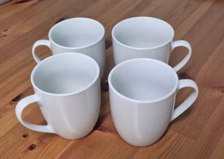 4  Plain White Drinking Mugs