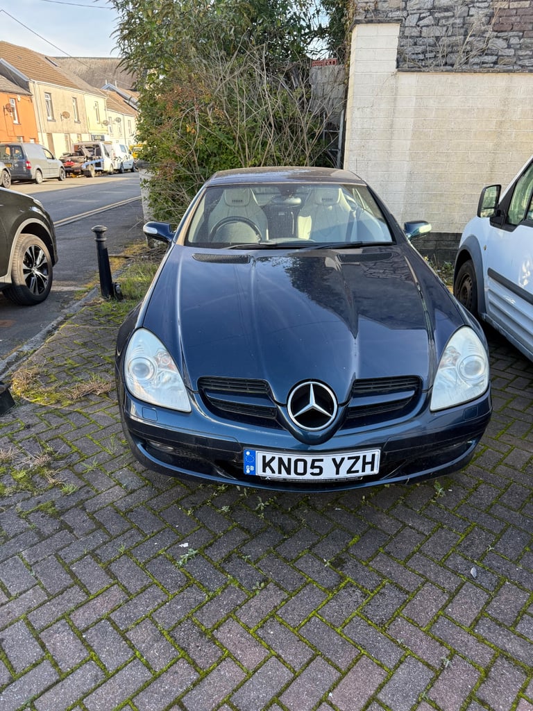 image for Mercedes-Benz, SLK, Convertible, 2005, Semi-Auto, 3498 (cc), 2 doors