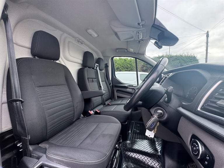 2022 Ford Transit Custom 2.0 EcoBlue 130ps Low Roof Limited Van PANEL VAN DIESEL Manual