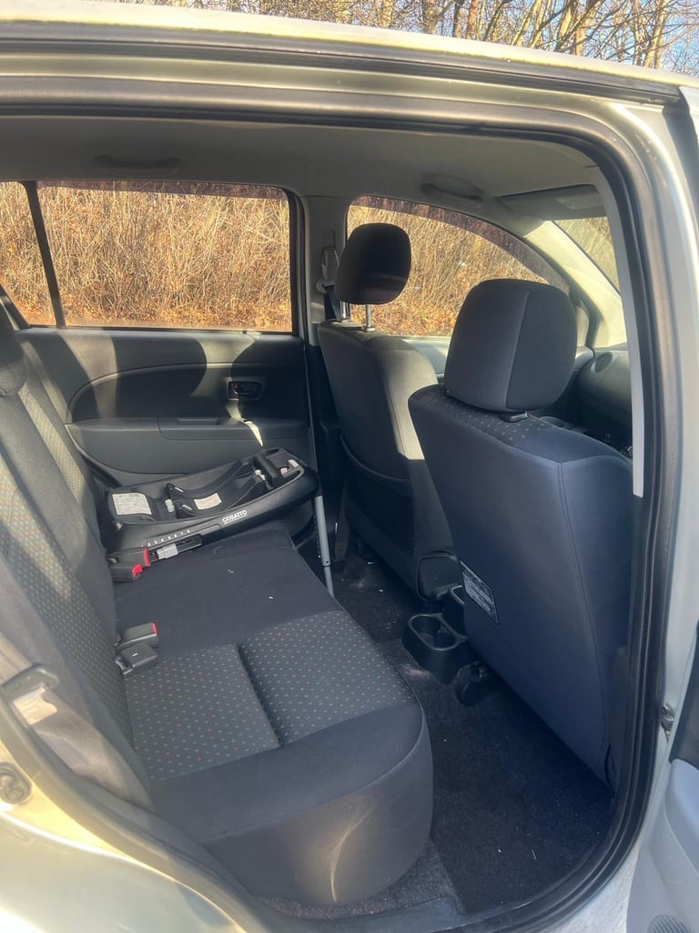Daihatsu, SIRION, Hatchback, 2008, Manual, 998 (cc), 5 doors