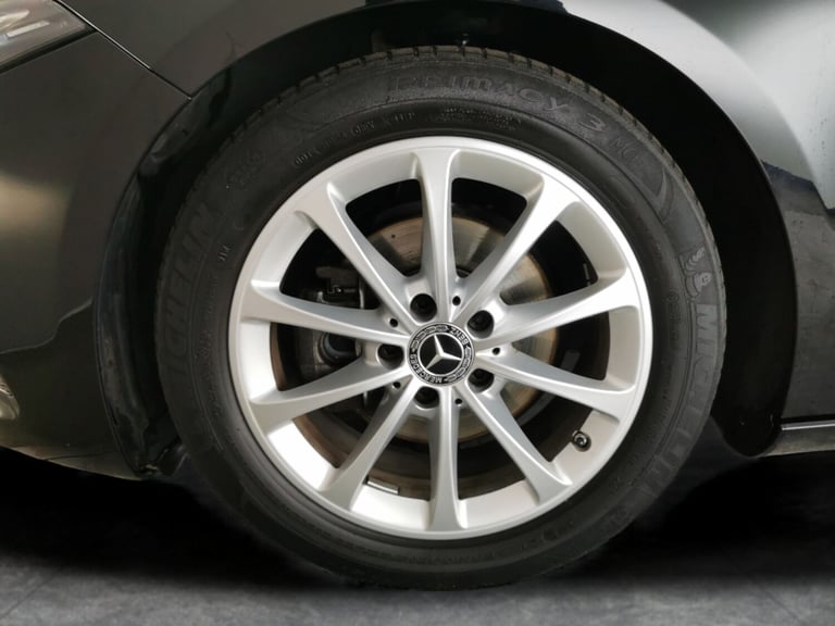 2019 Mercedes-Benz A-Class A180d Sport 5dr Auto HATCHBACK DIESEL Automatic