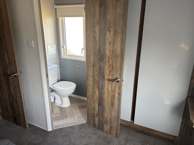 SEASIDE LUXURY STATIC CARAVAN FOR SALE - BARMOUTH SUNNY SANDS