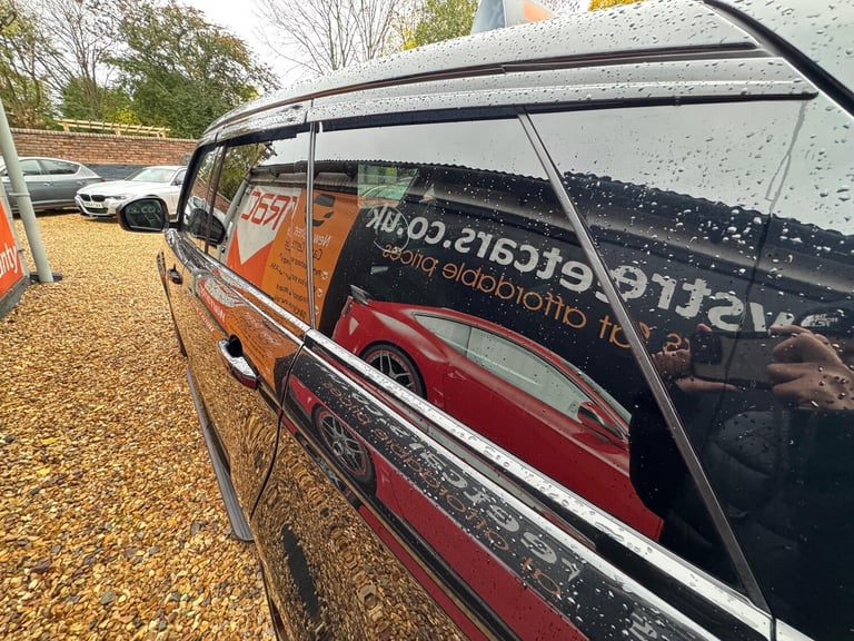 2021 Land Rover Range Rover Sport 3.0 D300 MHEV HSE Dynamic Black Auto 4WD Euro 6 (s/s) 5dr ESTAT...