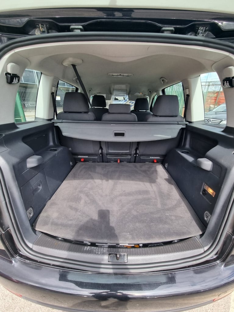 2009 Volkswagen Touran 2.0 TDI DPF SE 5dr MPV Diesel Manual