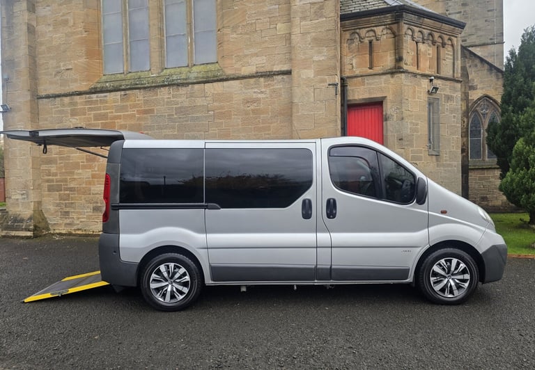 image for 2014 Vauxhall Vivaro 2.0CDTI [90PS] Combi 2.9t Euro 5 MPV Diesel Manual