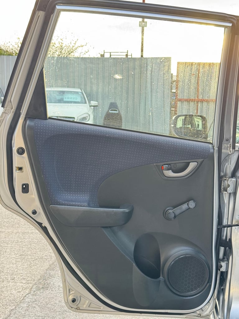 2009 Honda Jazz FIT 1.2 i-VTEC SE 5dr HATCHBACK Petrol Manual