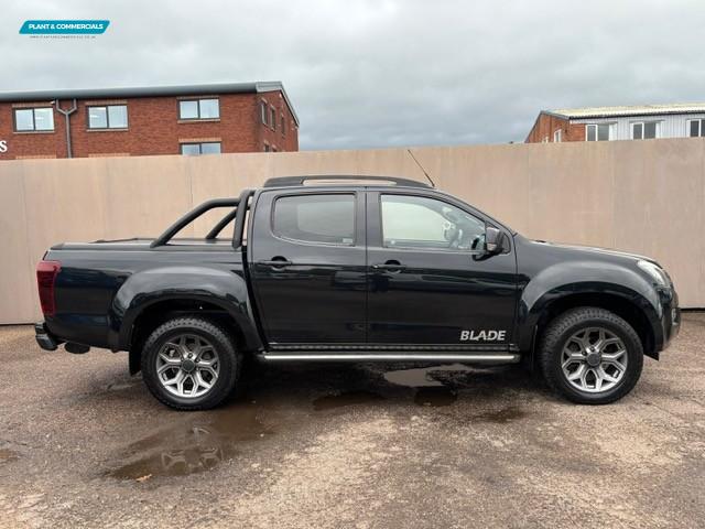 2016 Isuzu D-Max 2.5 TD Blade Pickup 4dr Diesel Automatic 4x4 (220 g/km, 161 bhp) Pickup Diesel A...