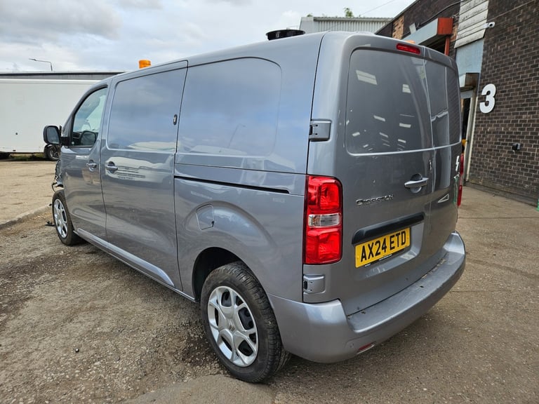 2024 Citroen Dispatch 1000 BlueHDi 100 Van Driver Edition Grey Damaged Salvage