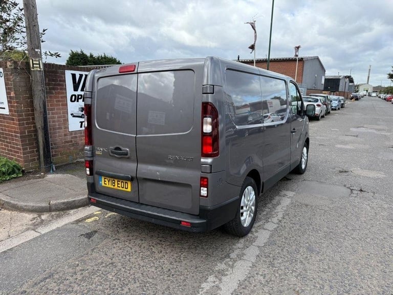 2018 18 RENAULT TRAFIC 1.6 DCI ENERGY 27 SPORT NAV PANEL VAN 5DR DIESEL MANUAL S