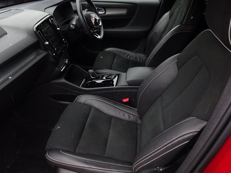 2021 70 REG VOLVO XC40 R-DESIGN B4 AWD AUTO DAMAGED REPAIRABLE SALVAGE