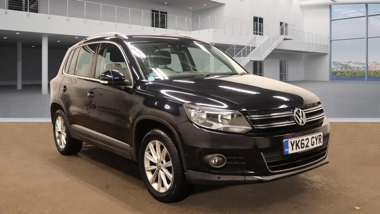 2012 Volkswagen Tiguan 2.0 TDi BlueMotion Tech SE 5dr ESTATE DIESEL Manual