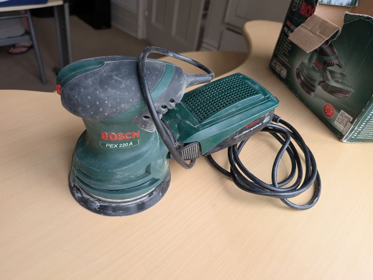 Bosch PEX 220 A Orbital Sander – Used – With Original Box Only