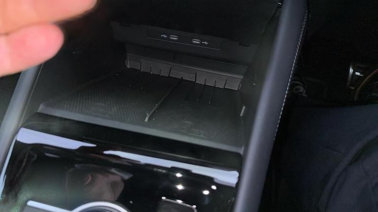 2025 Volkswagen Touran 1.5 eTSI (150ps) R-Line DSG Automatic Estate Hybrid Automatic