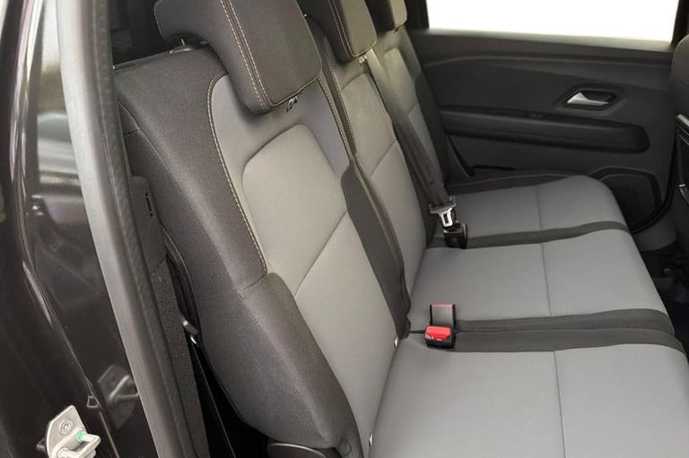 2025 Dacia Jogger 1.6 HEV Extreme 5dr Auto MPV PETROL/ELECTRIC Automatic