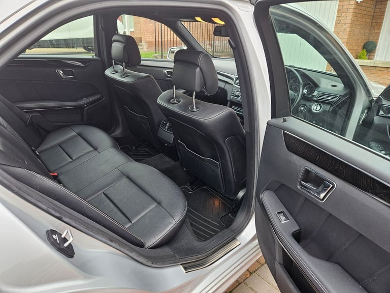 Mercedes-Benz, e350 cdi AMG line 4 doors