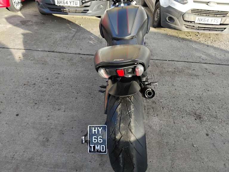 2016 66 DUCATI DIAVEL CARBON CLEAN PERFORMANCE CRUISER 1198 NEW MOT HPI CLEAR