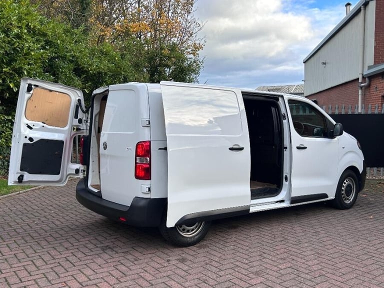 2023 Vauxhall Vivaro 1.5 Turbo D 2900 Dynamic Panel Van 6dr Diesel Manual L1 H1 Euro 6 (s/s) (10 ...