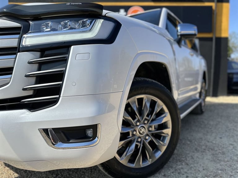 2024 74 TOYOTA LAND CRUISER 3.3L TWIN-TURBO DIESEL 300 V6 TD AUTO SAHARA ZX DIES