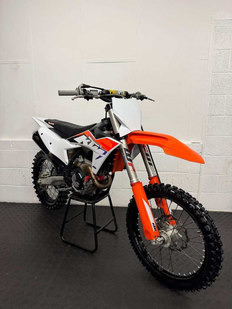 2023 KTM SXF 250 1 owner from new Motocross bike with warranty 