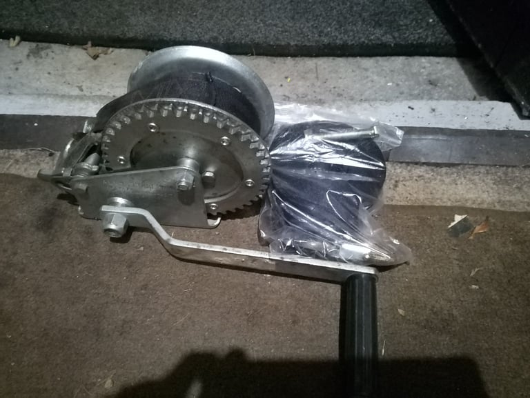 1200lb boat winch 