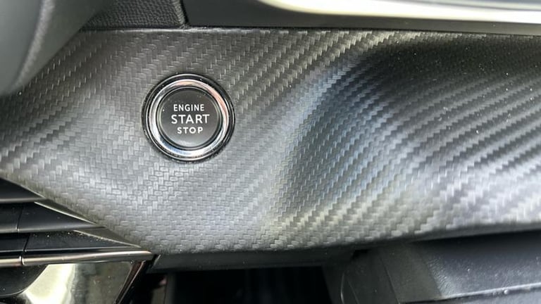 2022 Peugeot 2008 1.2 PureTech Allure Premium 5dr HATCHBACK PETROL Manual