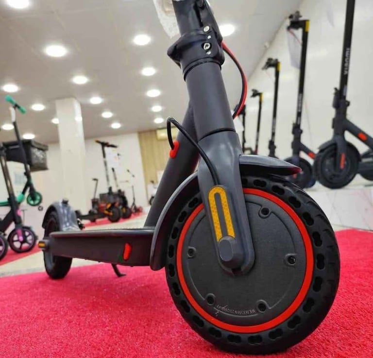 Electric Scooter for Adults - D8 Pro, 350W